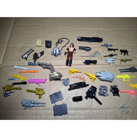 Vintage Large Lot of GI Joe Weapons Accessories & More - Picture 4 of 11
